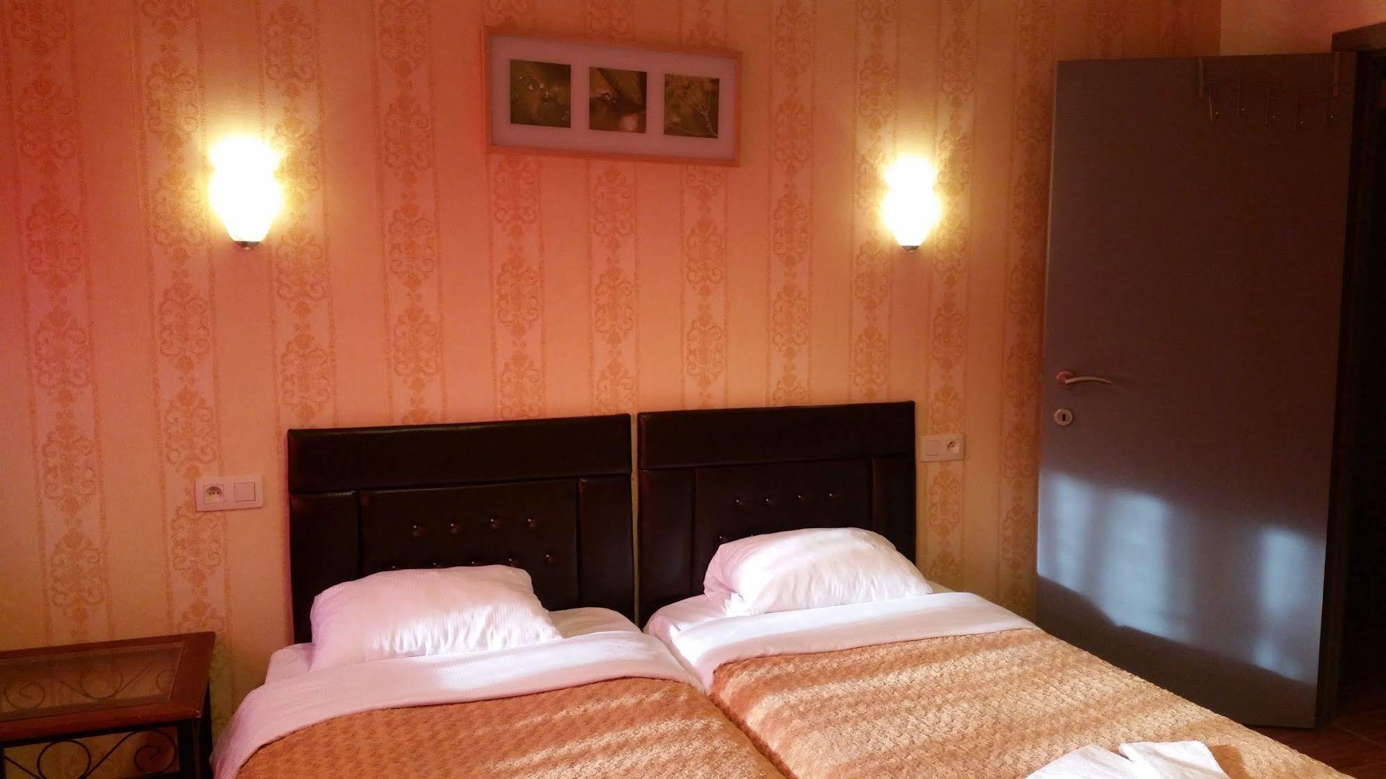 Sunrise Aparthotel Sint-Jans-Molenbeek Bagian luar foto